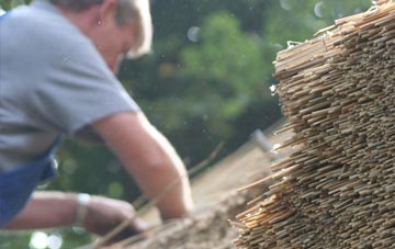 professional Sutton Marsh thatchers